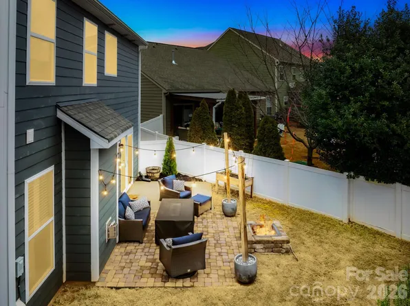 5020 Fenwick Ct, Lancaster, SC 29720