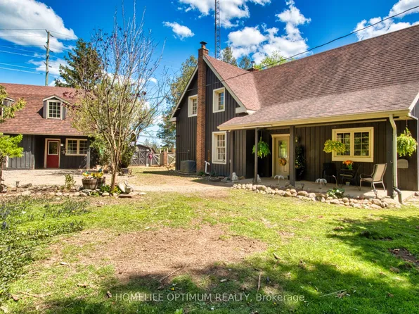 41 Allensville Rd, Huntsville, ON P0B 1M0