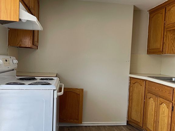 4th image of 428 S Texas Ave APT 6