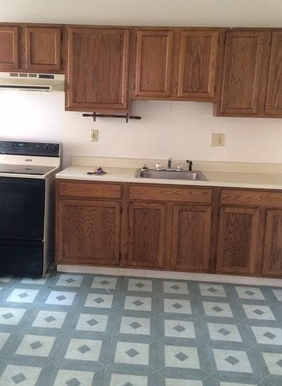 1st image of 156 S Potomac St APT 1R
