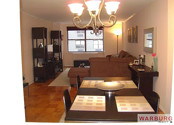 Sold by Warburg | media 5