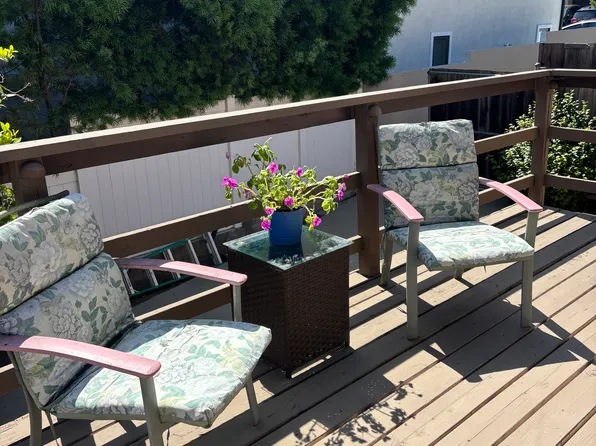 1613 9th St, Manhattan Beach, CA 90266
