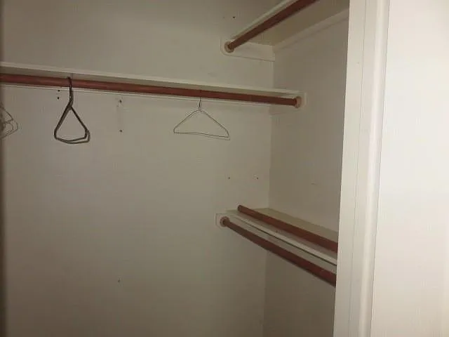 8811 Burford Ln — Photo 18