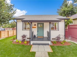9057 10th Ave SW, Seattle, WA 98106