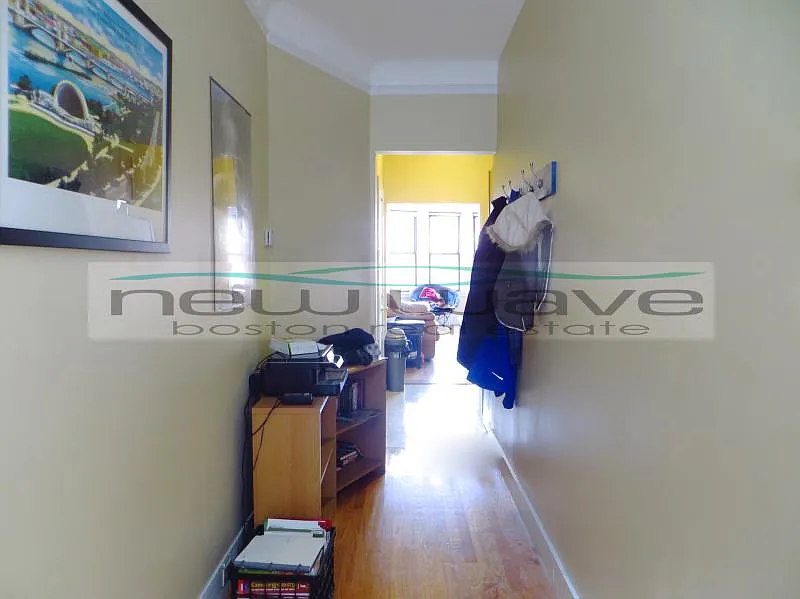 2 bed, 800 sqft, $3,700 — Photo 4