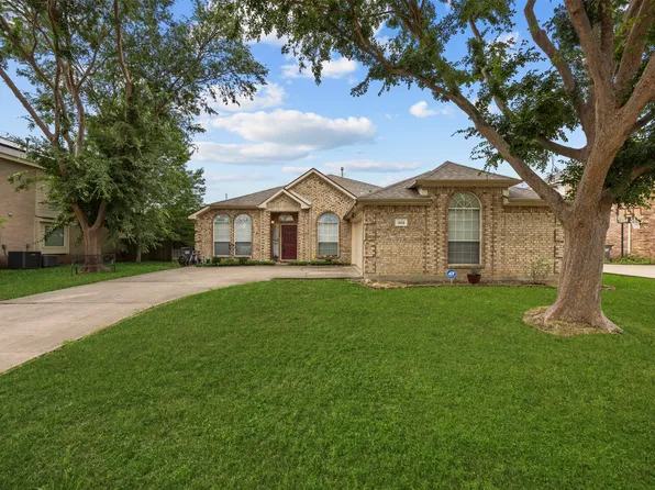 302 Abel Dr, Glenn Heights, TX 75154