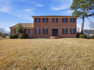 905 Laurie Ct, Virginia Beach, VA 23464