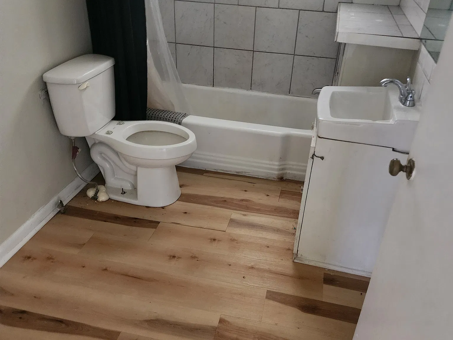 2 bed, 900 sqft, $950 — Photo 3