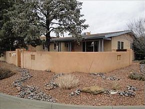 5th image of 5709 Arvilla Ave NE