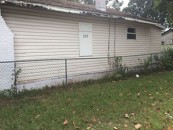 4th image of 1532 W 22nd St