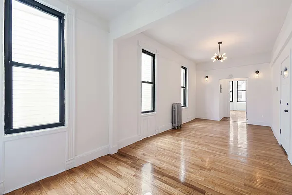 Rented by Real Team Brokerage | media 17