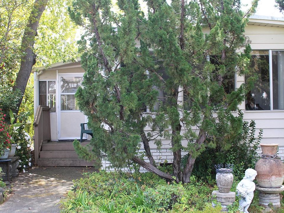 1st image of 228 Leafwood Way
