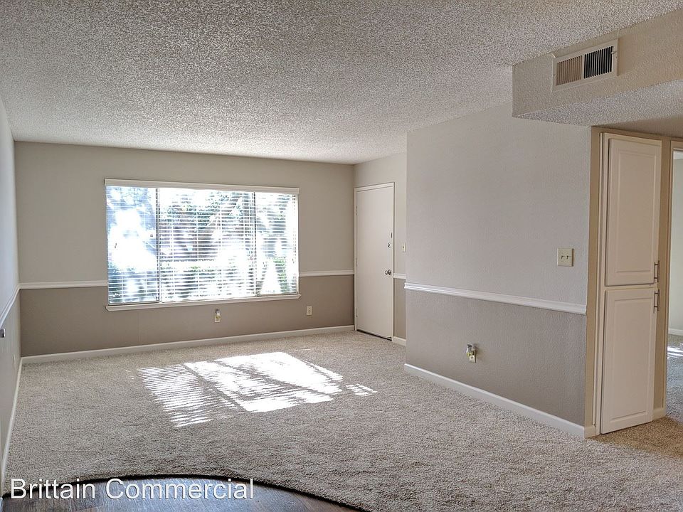 1st image of 4901 Stamas Ln APT 3