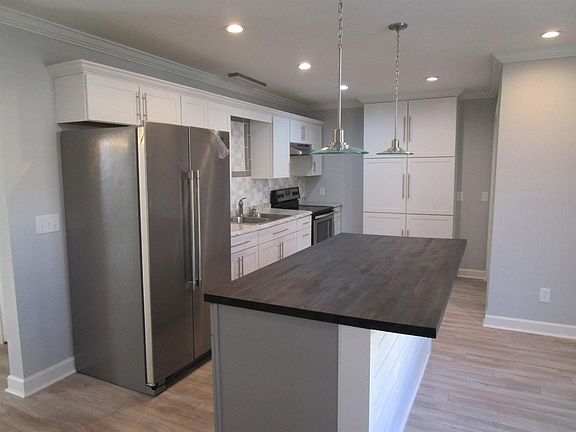 3rd image of 358 Wallace Ave