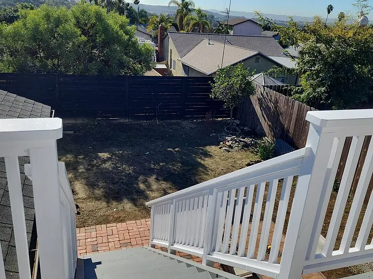 590 Juniper St — Photo 5