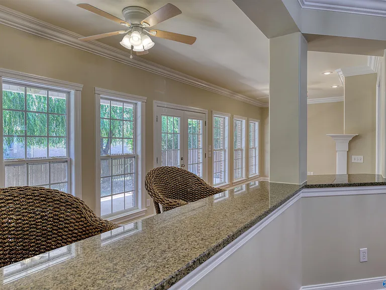 105 Brac Cir SW — Photo 9