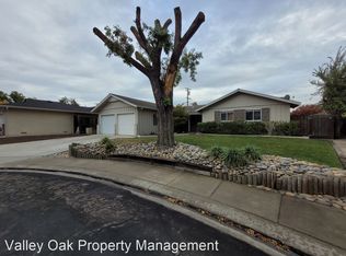 1614 Arbor Dr, Modesto, CA 95350