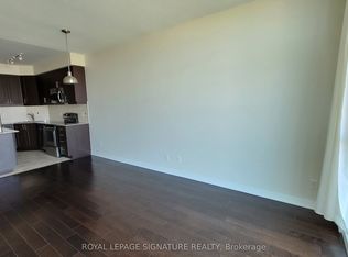 223 Webb Dr #2305, Mississauga, ON L5B 0E8