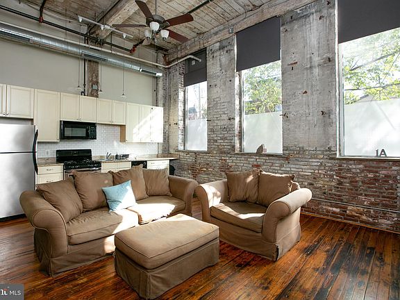 3rd image of 1100 Shackamaxon St APT 1A