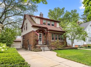 22549 Nona St, Dearborn, MI 48124