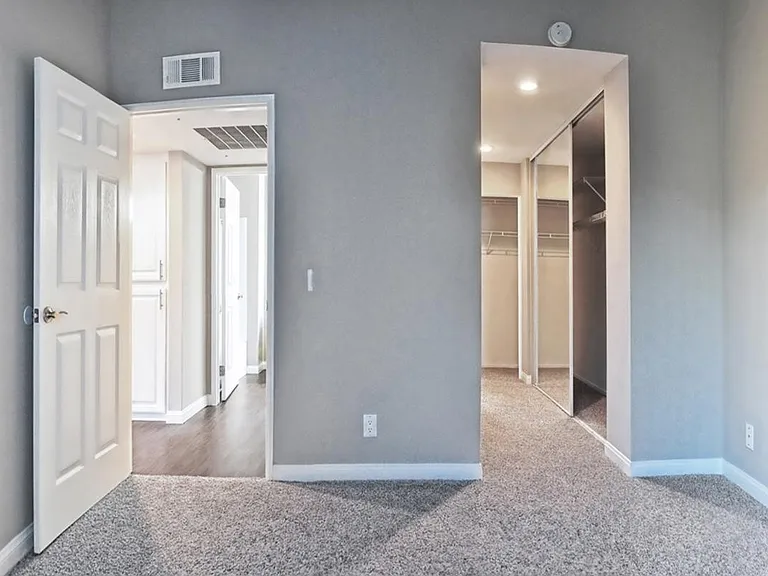 26160 Laguna Ct — Photo 21