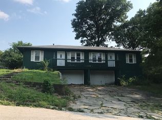 11505 W Anderson St, Sugar Creek, MO 64054