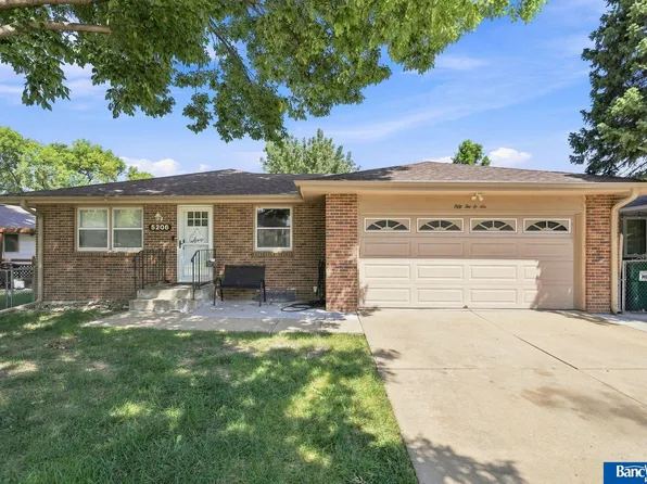 5206 Melrose Ave, Lincoln, NE 68506