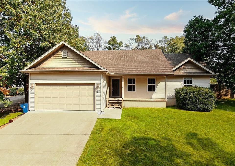 1st image of 17 Dinton Cir