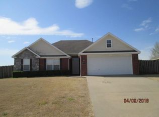 2201 SW Huntwick Ave, Bentonville, AR 72712