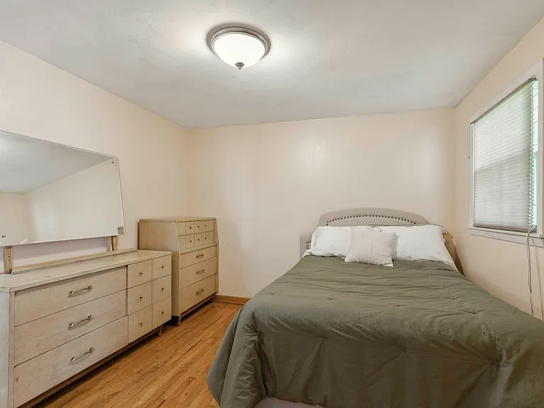 817 Winton St #1 — Photo 22