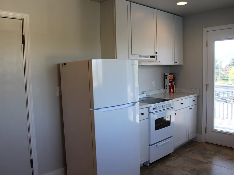 1829 N Minor Ave #A — Photo 5