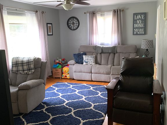 3rd image of 29 Fisher Ave
