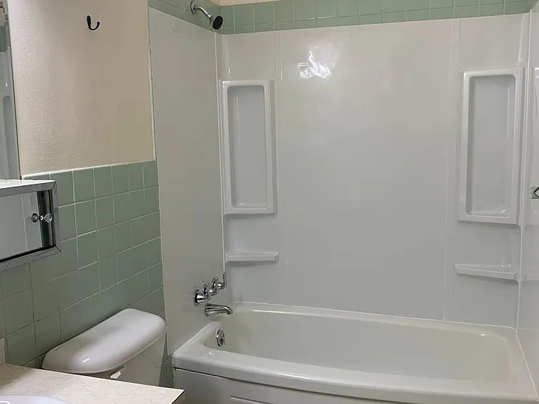 1140 Edgar Ave — Photo 12