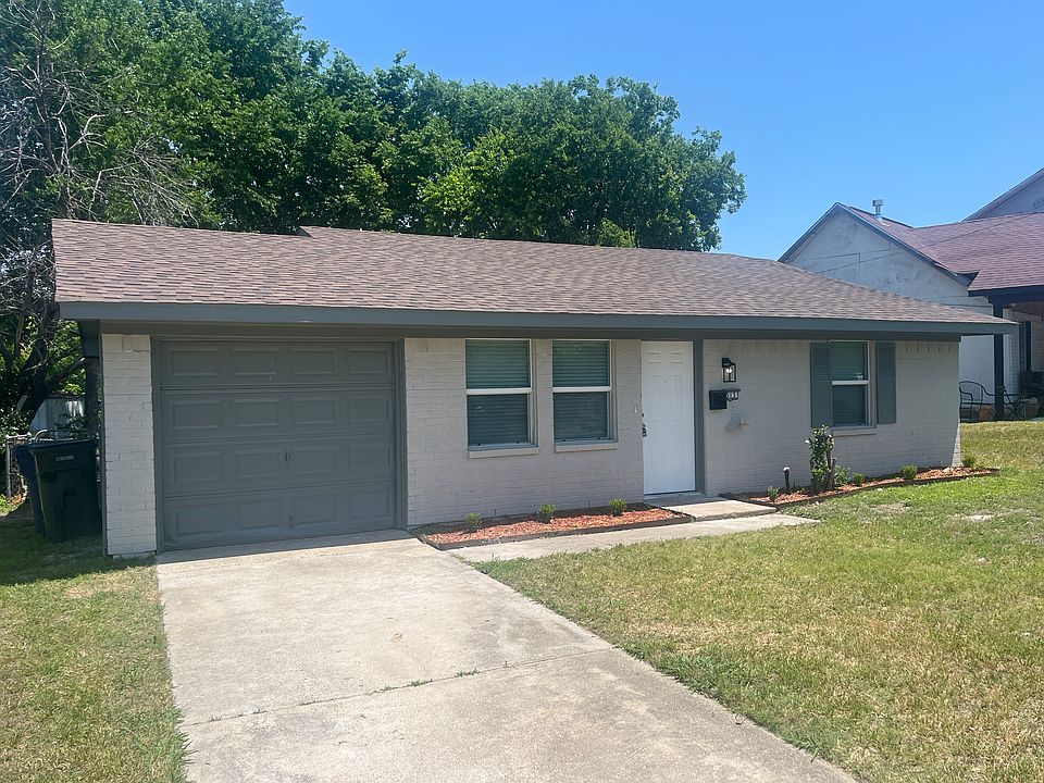 1st image of 513 Henderson Cir