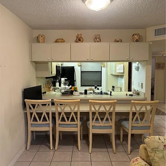 9285 Lake Park Dr #101 — Photo 7