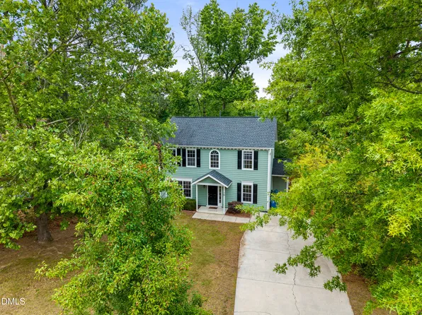 16 Meadowcrest Dr, Durham, NC 27703
