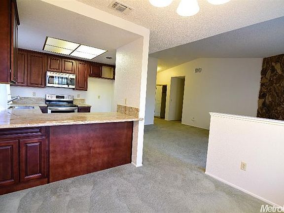 3rd image of 5435 Village Wood Dr