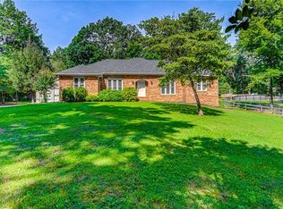 576 Hopkins Rd, Kernersville, NC 27284