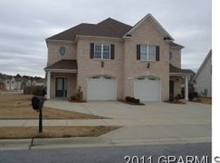 2059-A Cambria Dr, Greenville, NC 27834