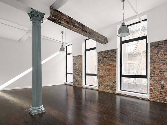 3rd image of 110 Duane St APT 5R