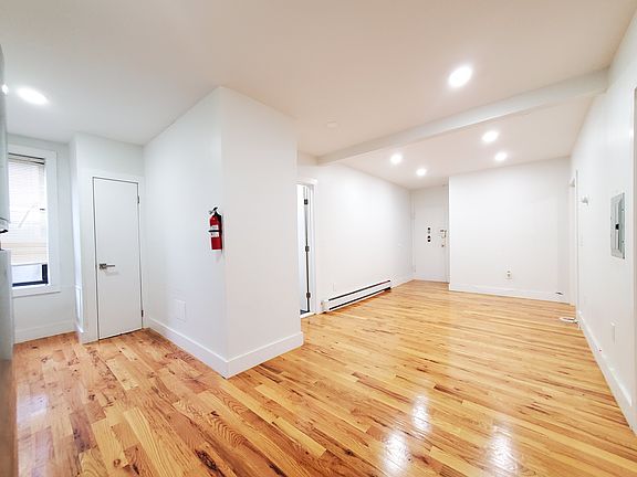 5th image of 577 Bergen Ave #23E