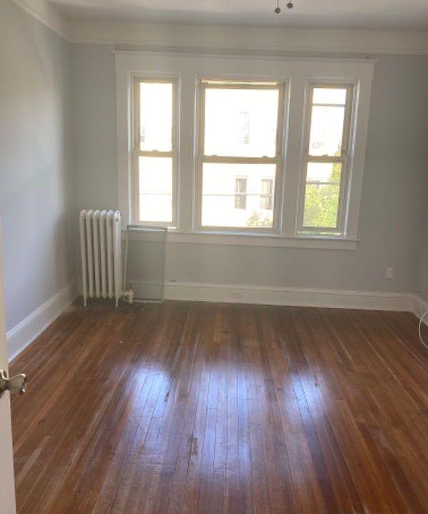 1st image of 20 William St
