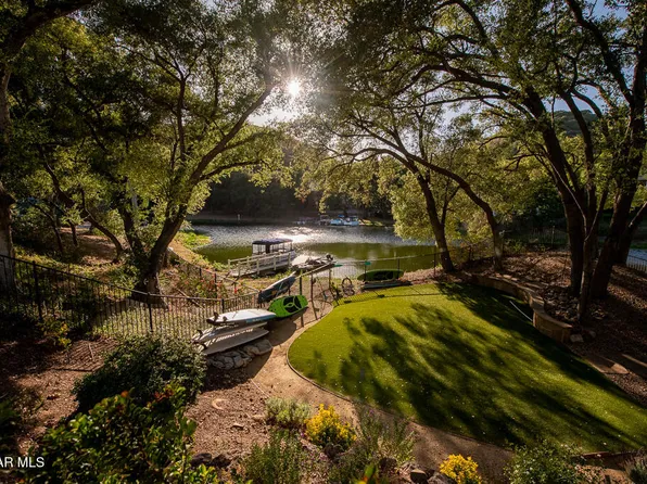 224 Lake Sherwood Dr, Thousand Oaks, CA 91361