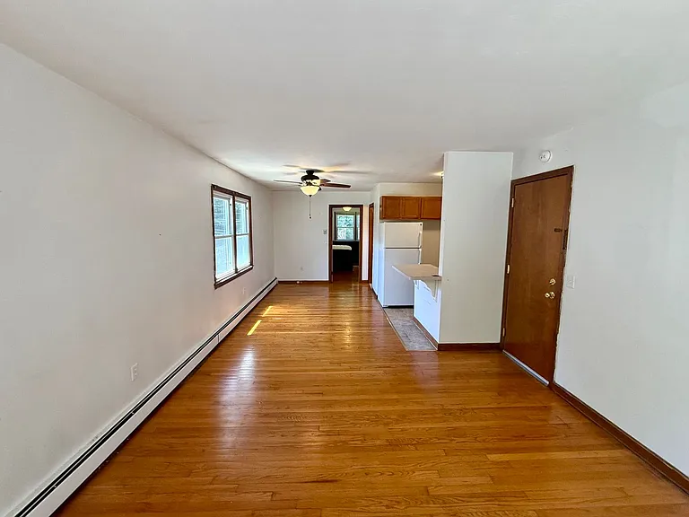 Harbortree Apartments — Photo 4