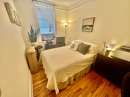 Rented by Sterling Realty Solution Inc | media 8