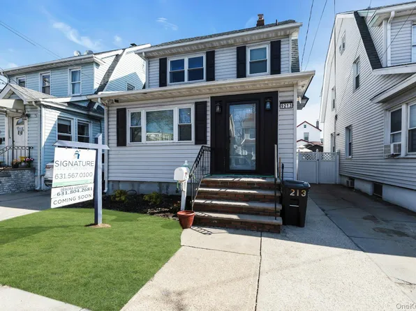 92-13 245th Street, Floral Park, NY 11001