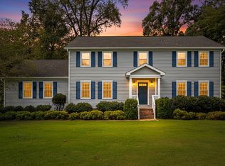 1639 Colonial Shores Dr, Hixson, TN 37343