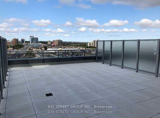 9201 Yonge St #915, Richmond Hill, ON L4C 1H9