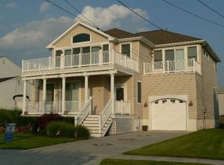 827 W Shore Dr, Brigantine, NJ 08203