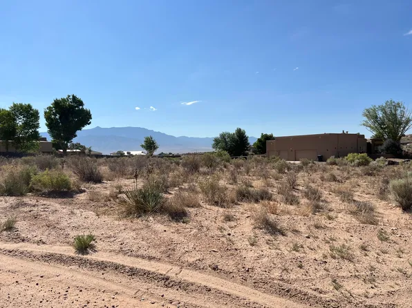 1512 Superior Ct NE, Rio Rancho, NM 87144